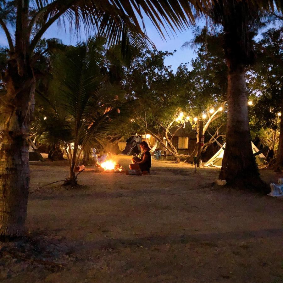 La Aldea Holbox Cabanas Y Camping Bagian luar foto