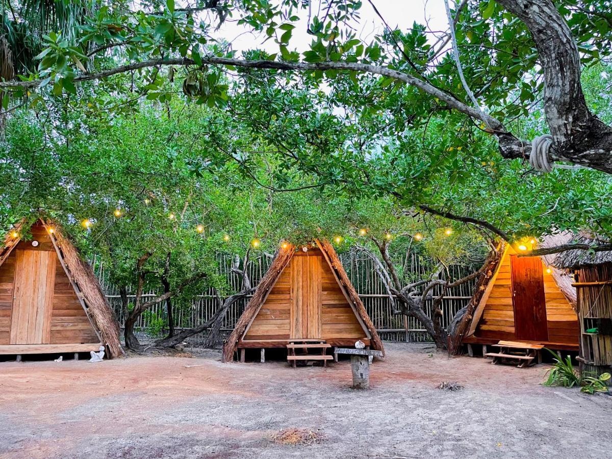 La Aldea Holbox Cabanas Y Camping Bagian luar foto