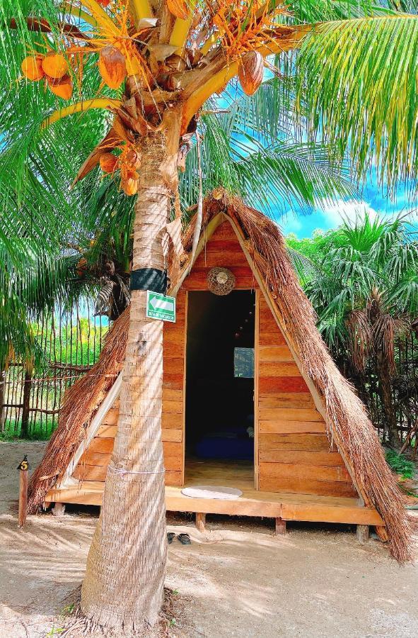 La Aldea Holbox Cabanas Y Camping Bagian luar foto