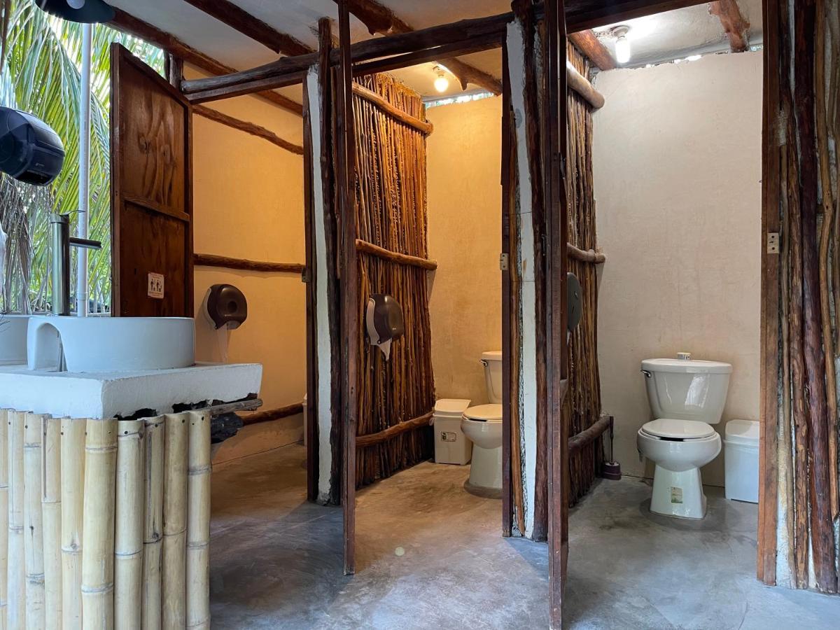 La Aldea Holbox Cabanas Y Camping Bagian luar foto
