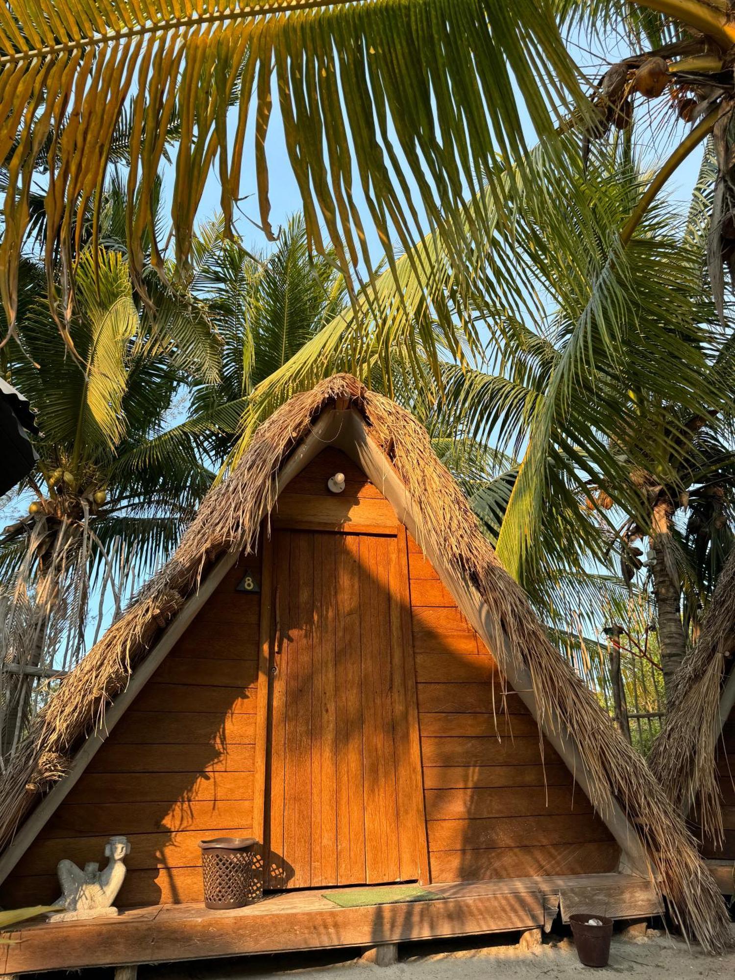 La Aldea Holbox Cabanas Y Camping Bagian luar foto