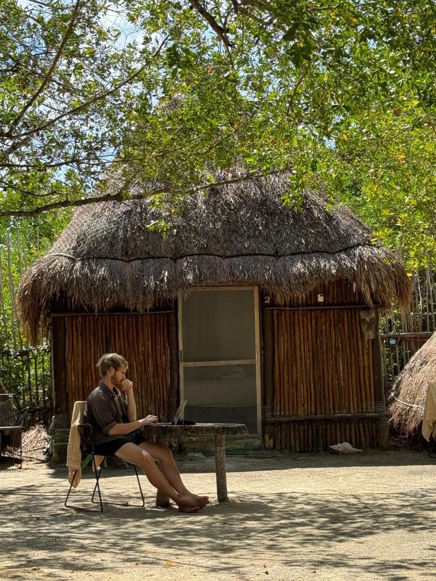 La Aldea Holbox Cabanas Y Camping Bagian luar foto