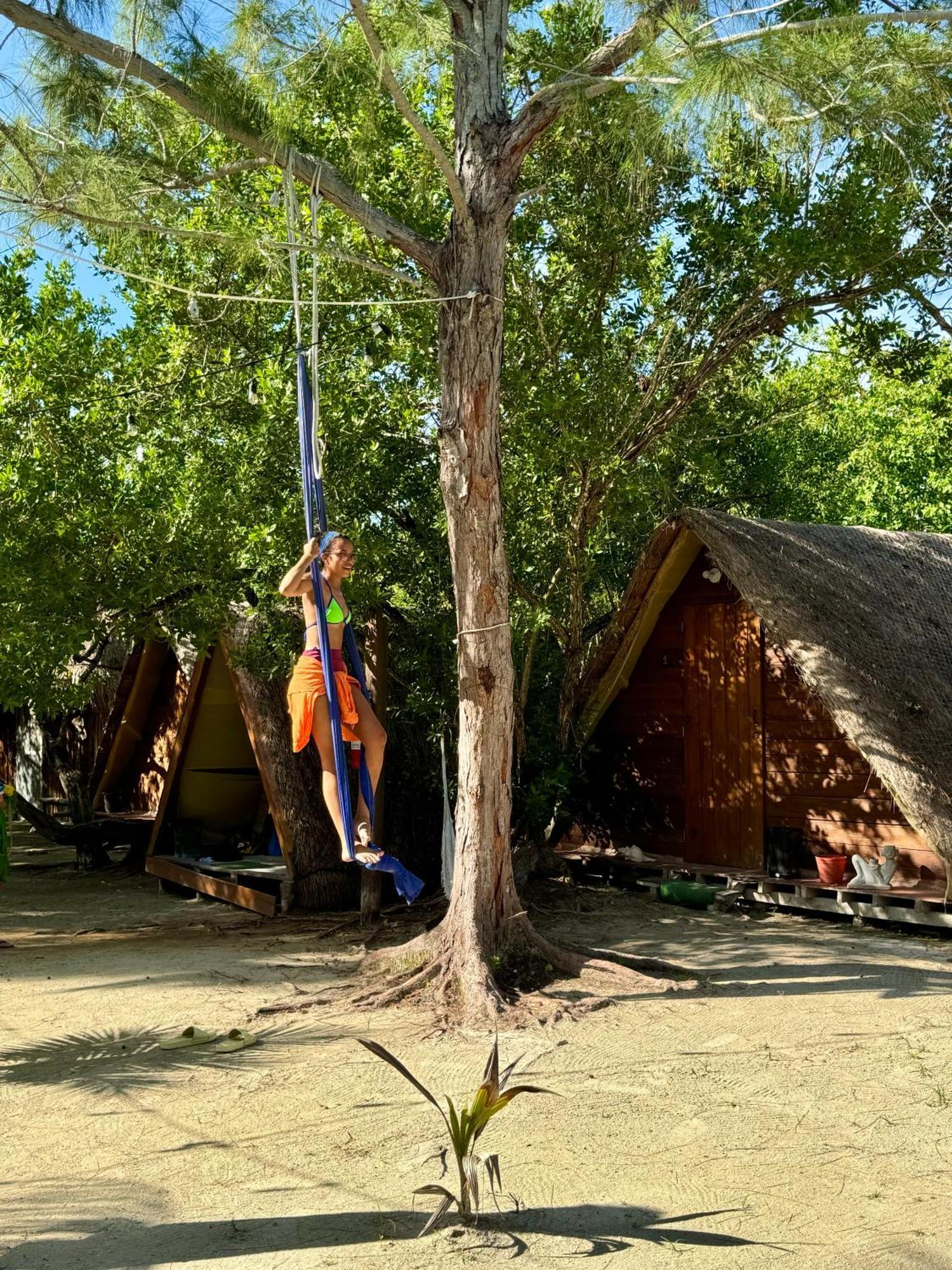 La Aldea Holbox Cabanas Y Camping Bagian luar foto