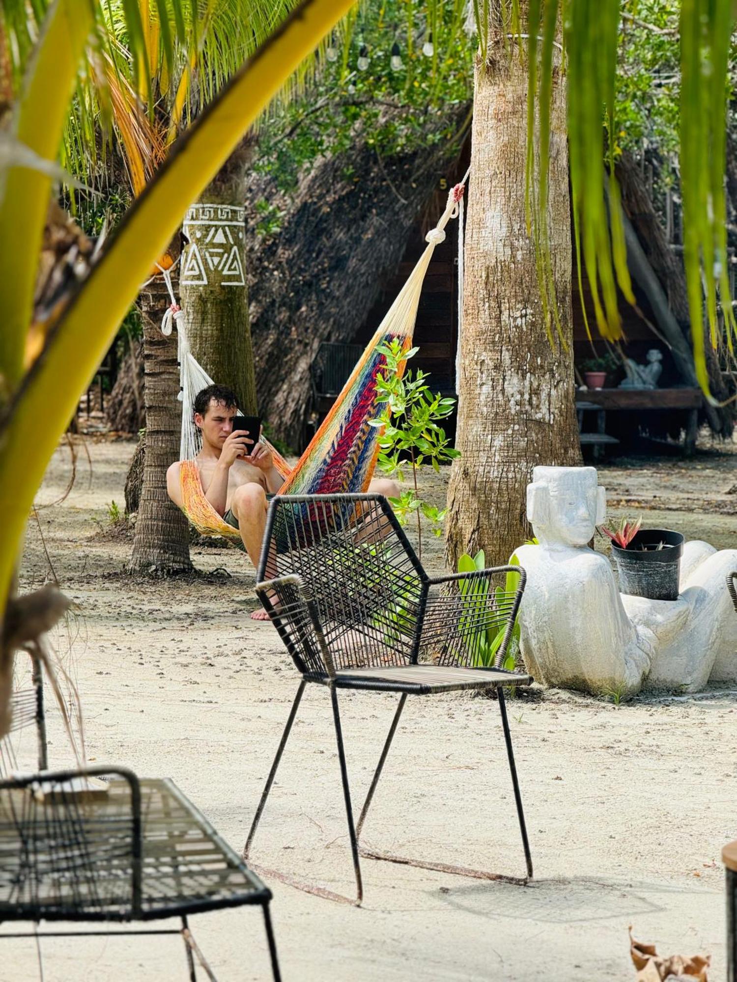 La Aldea Holbox Cabanas Y Camping Bagian luar foto
